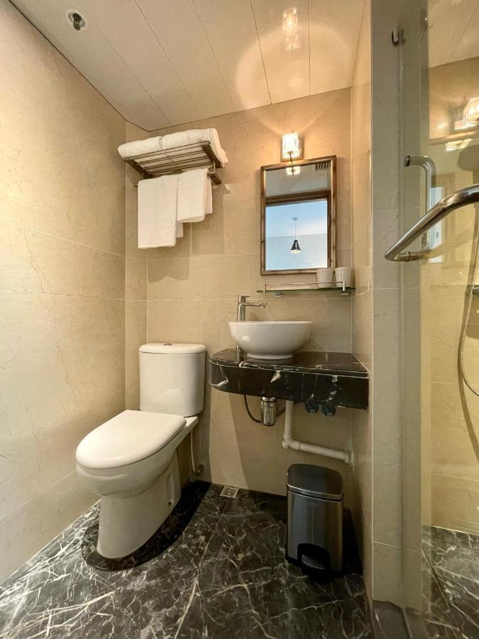 Lander Grand Hotel 香港 エクステリア 写真